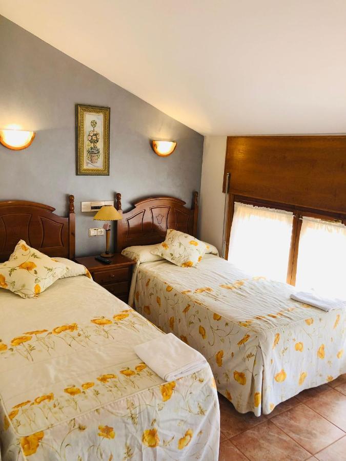 Hostal Jj Salduero Eksteriør bilde