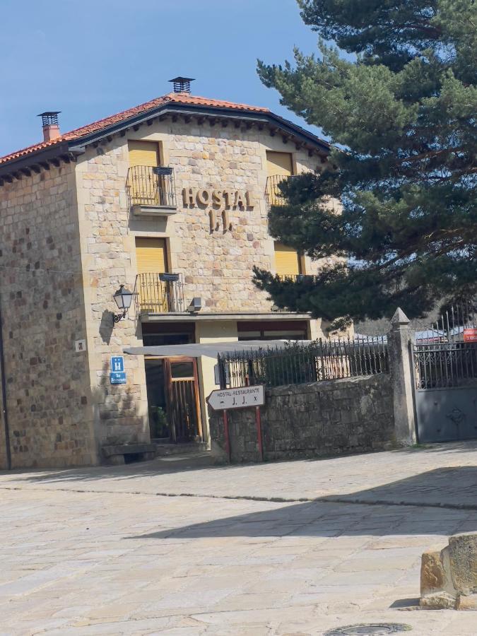 Hostal Jj Salduero Eksteriør bilde